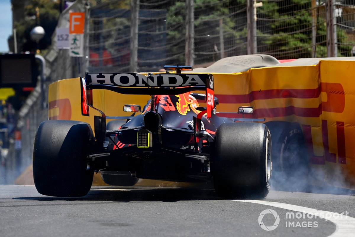 Max Verstappen, Red Bull Racing RB16B, hits the wall during FP3