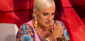 Tóth Gabi szerint nem igaz, hogy kirúgatott egy gyűlölködő kommentelőt