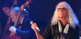 Különleges albumot adott ki az Omega, de vajon miért hitték azt, hogy Madonna meghalt? – időkapszula