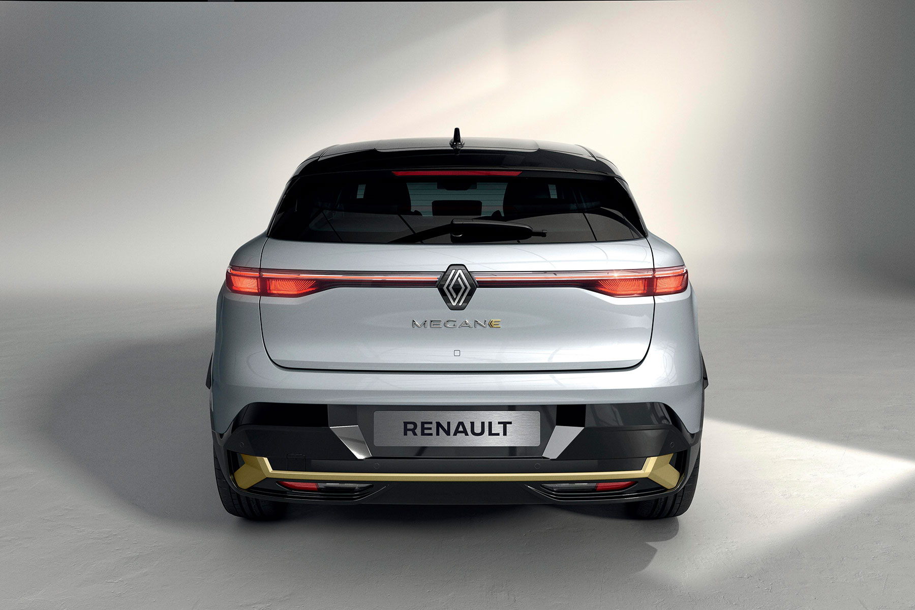 Ez a válasz a 807 forintos üzemanyagra? 22