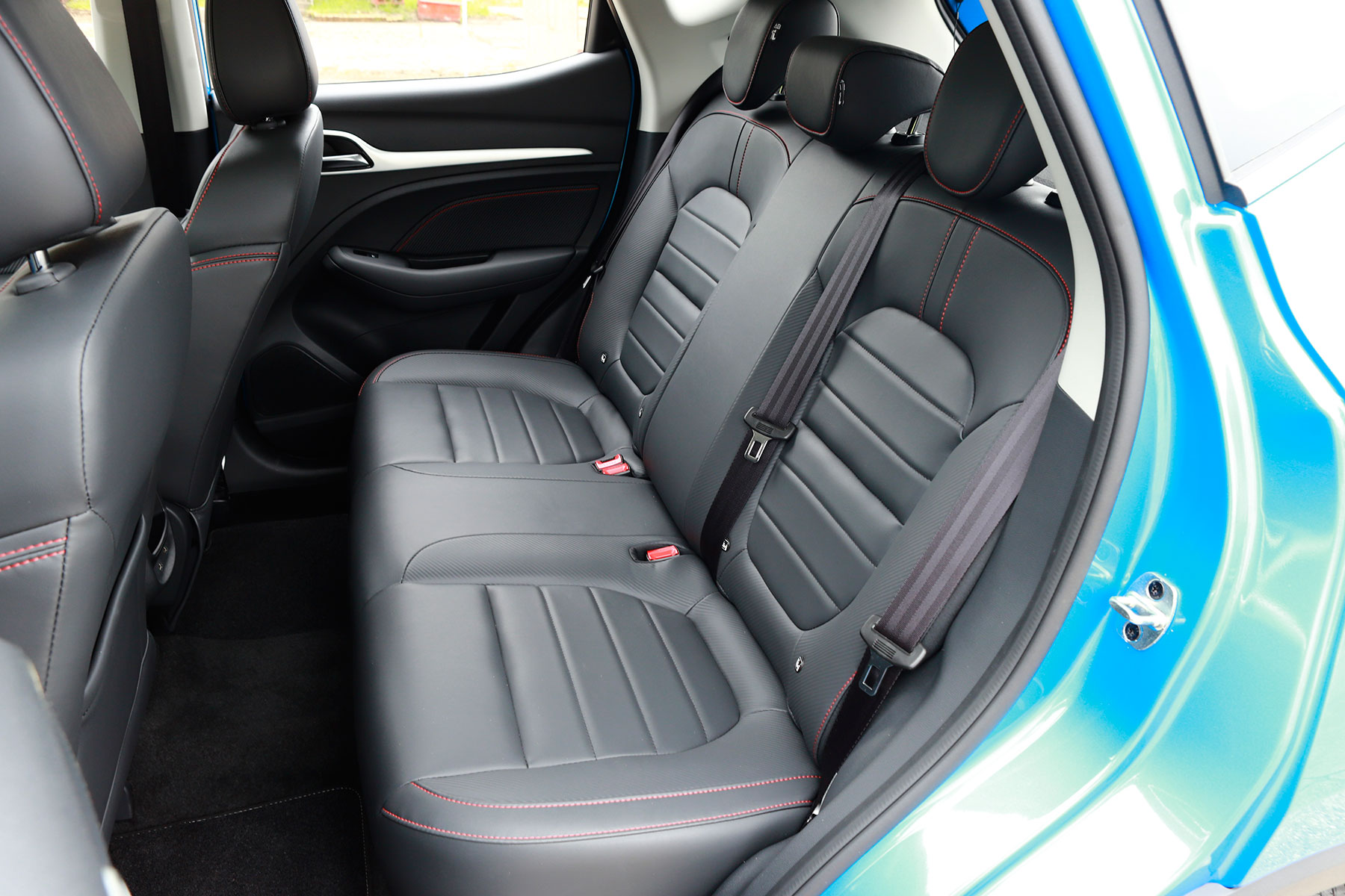 Jobb vétel egy Suzukinál az MG ZS? 46