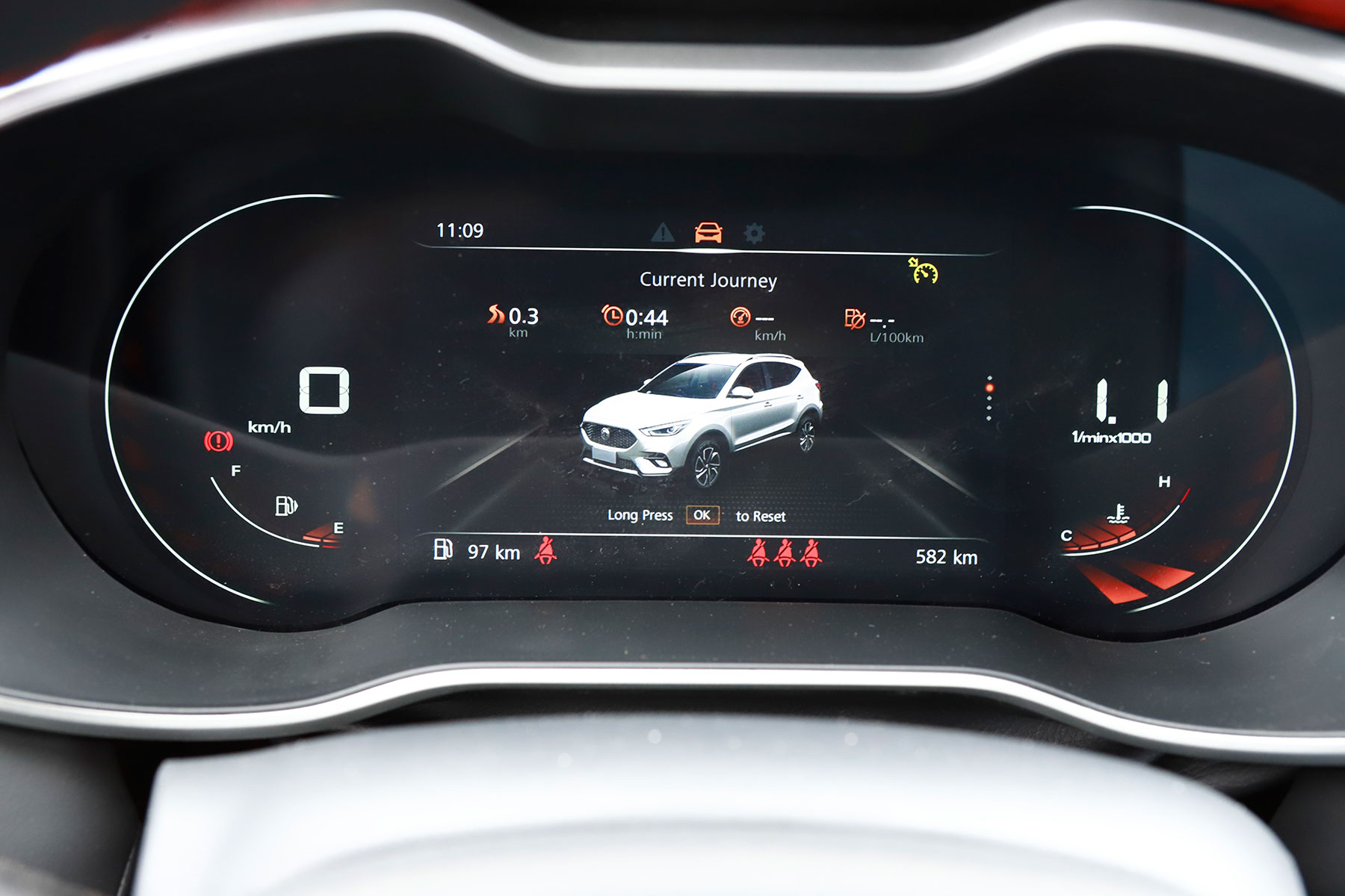 Jobb vétel egy Suzukinál az MG ZS? 48