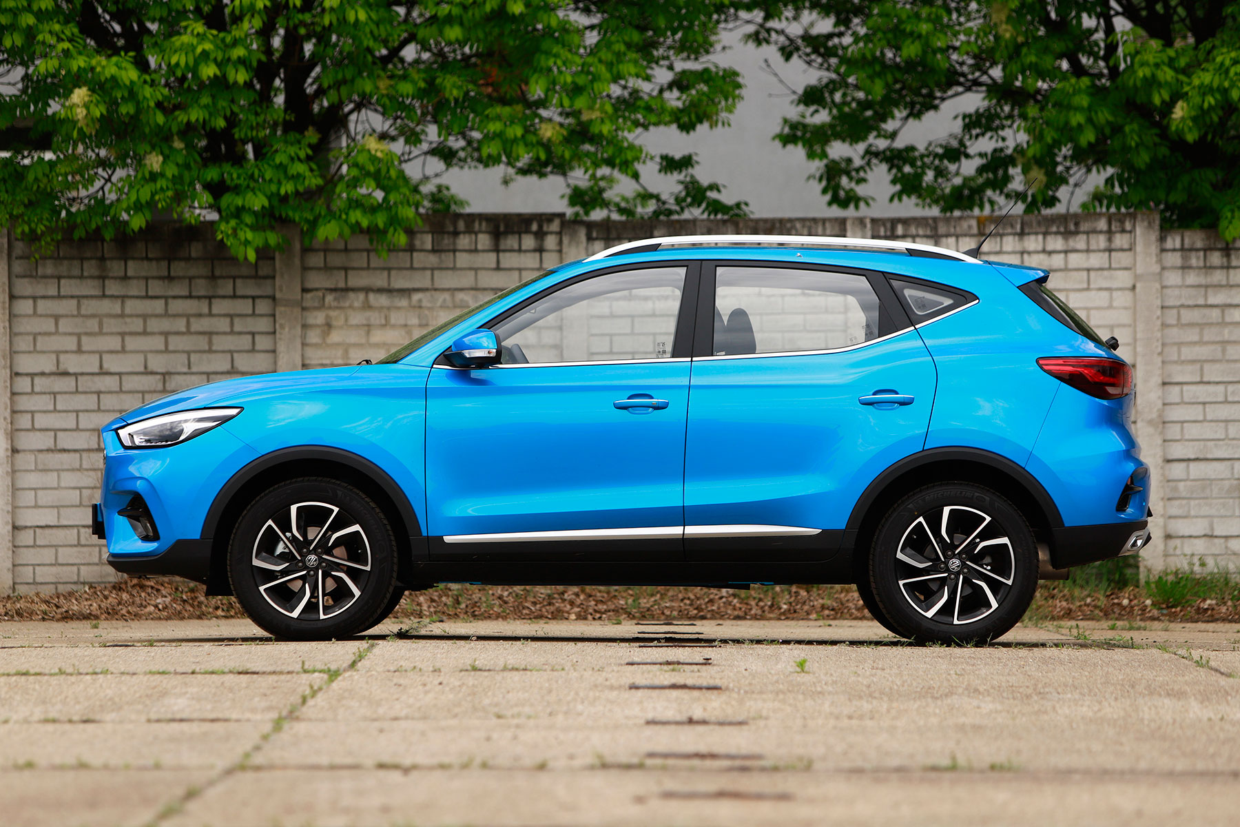 Jobb vétel egy Suzukinál az MG ZS? 8